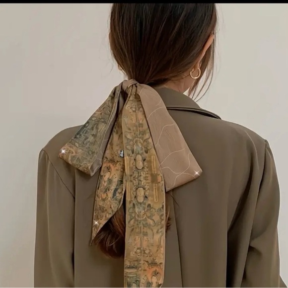 Colorful Abstract Scarf - Picture 11 of 13